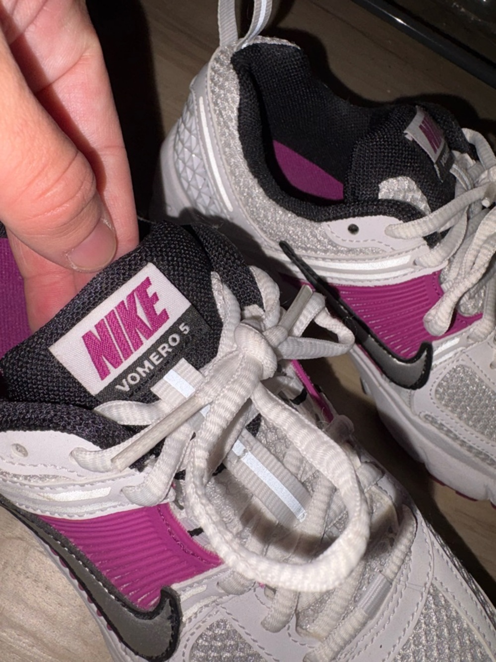Nike Kids Vomero 5 White Pink and Black Sneakers